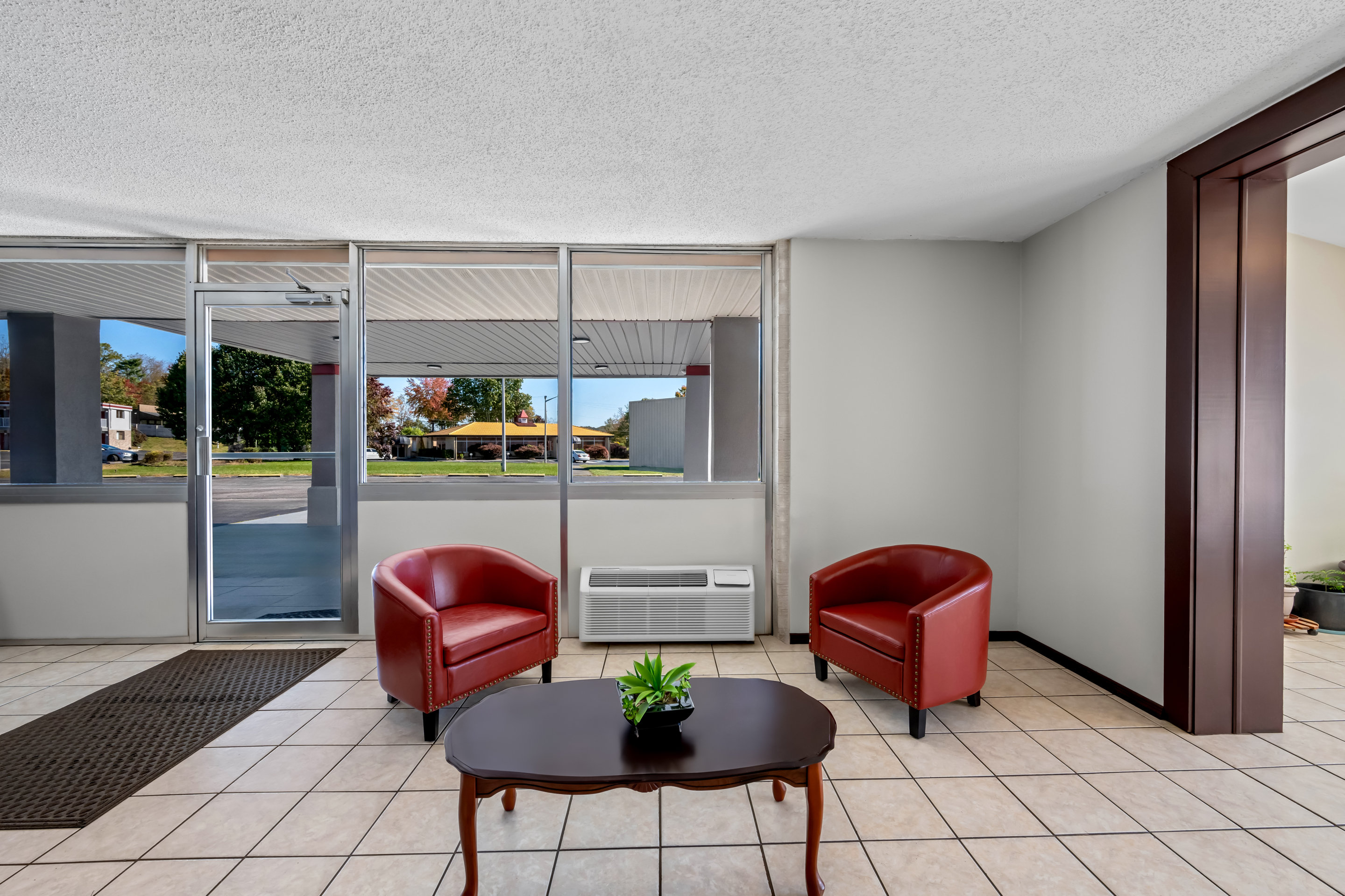 Red Roof Inn Abingdon 8/13