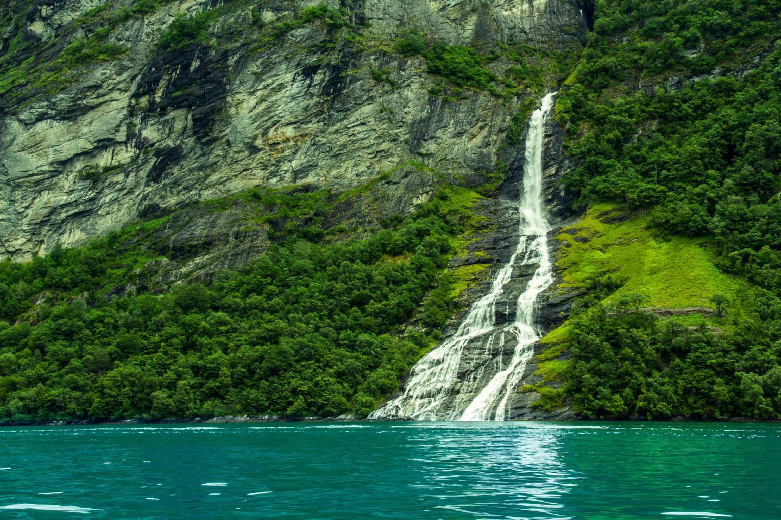 Grande Fjord Hotel 46/50