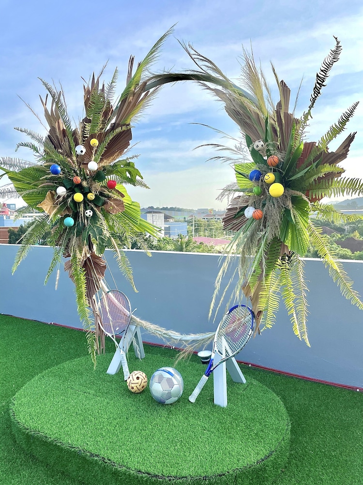 THE PALMS RESIDENCE 30/59
