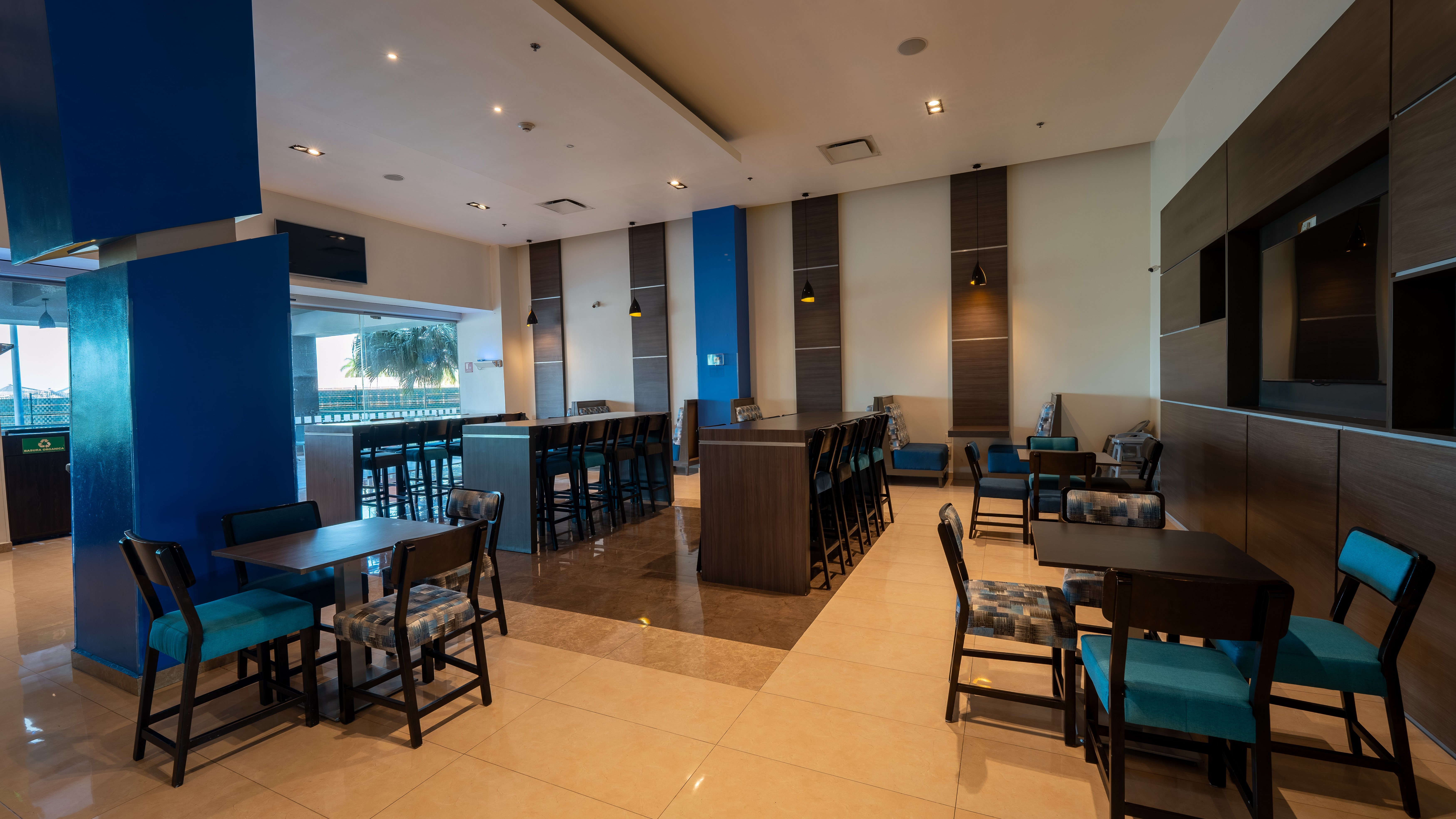 Holiday Inn Express Tuxpan 56/78