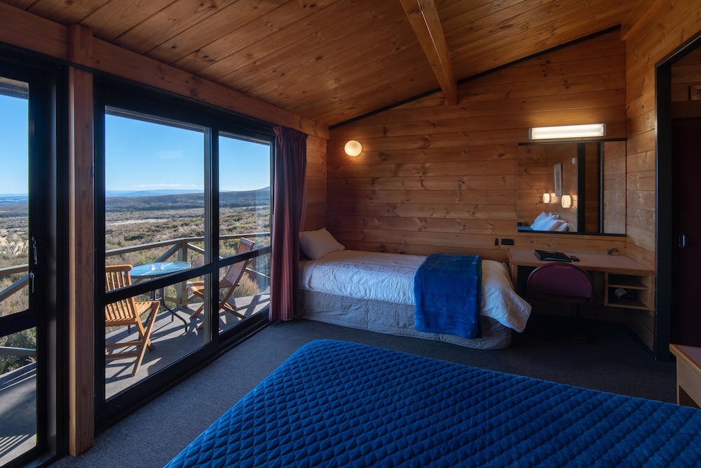 Skotel Alpine Resort 36/72