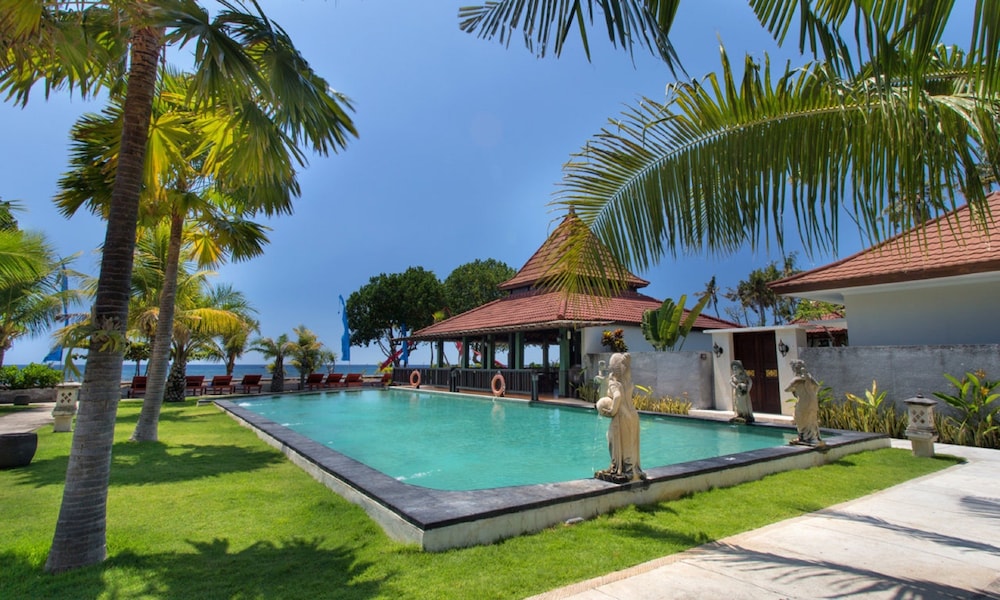 Puri Saron Baruna Beach Cottages 45/50