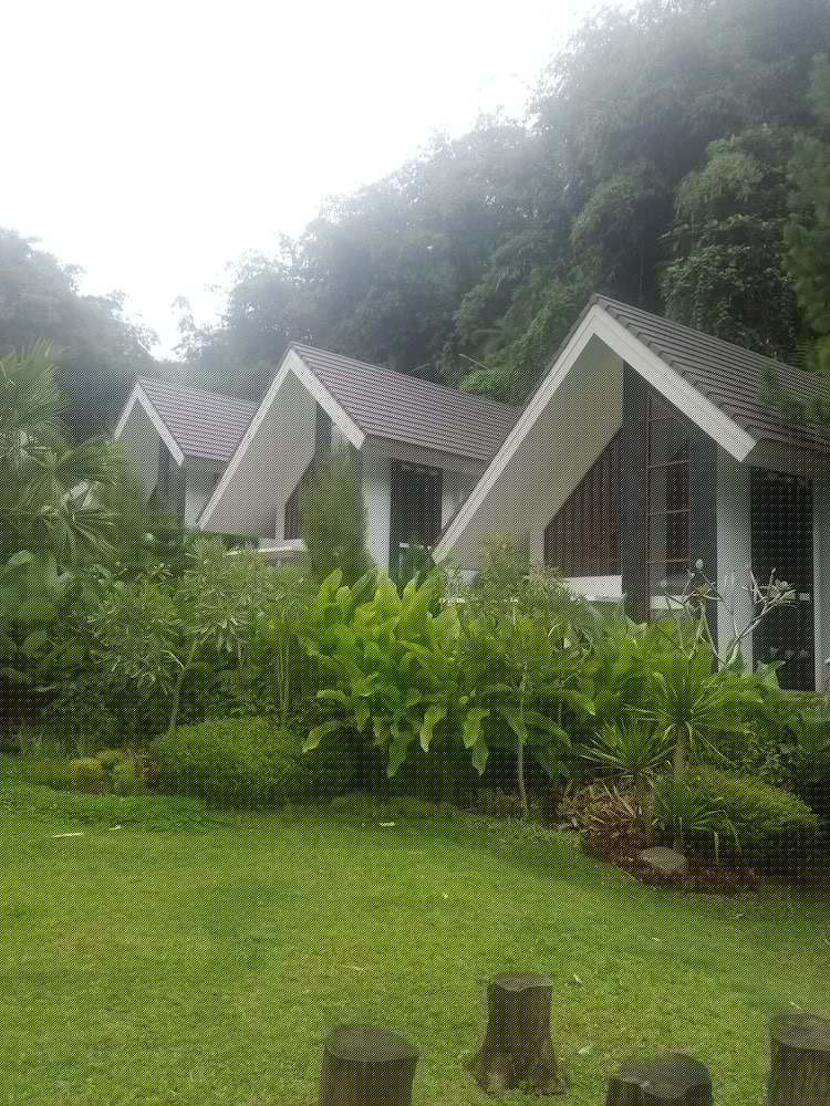 Zuri Resort Cipanas 20/24