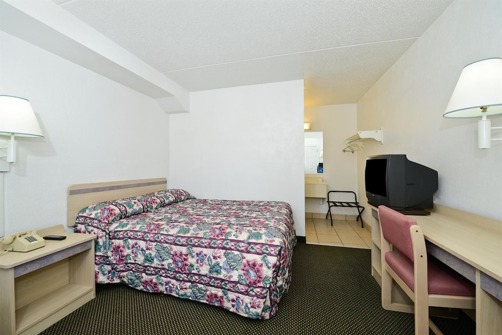 Americas Best Value Inn Battle Creek 10/13