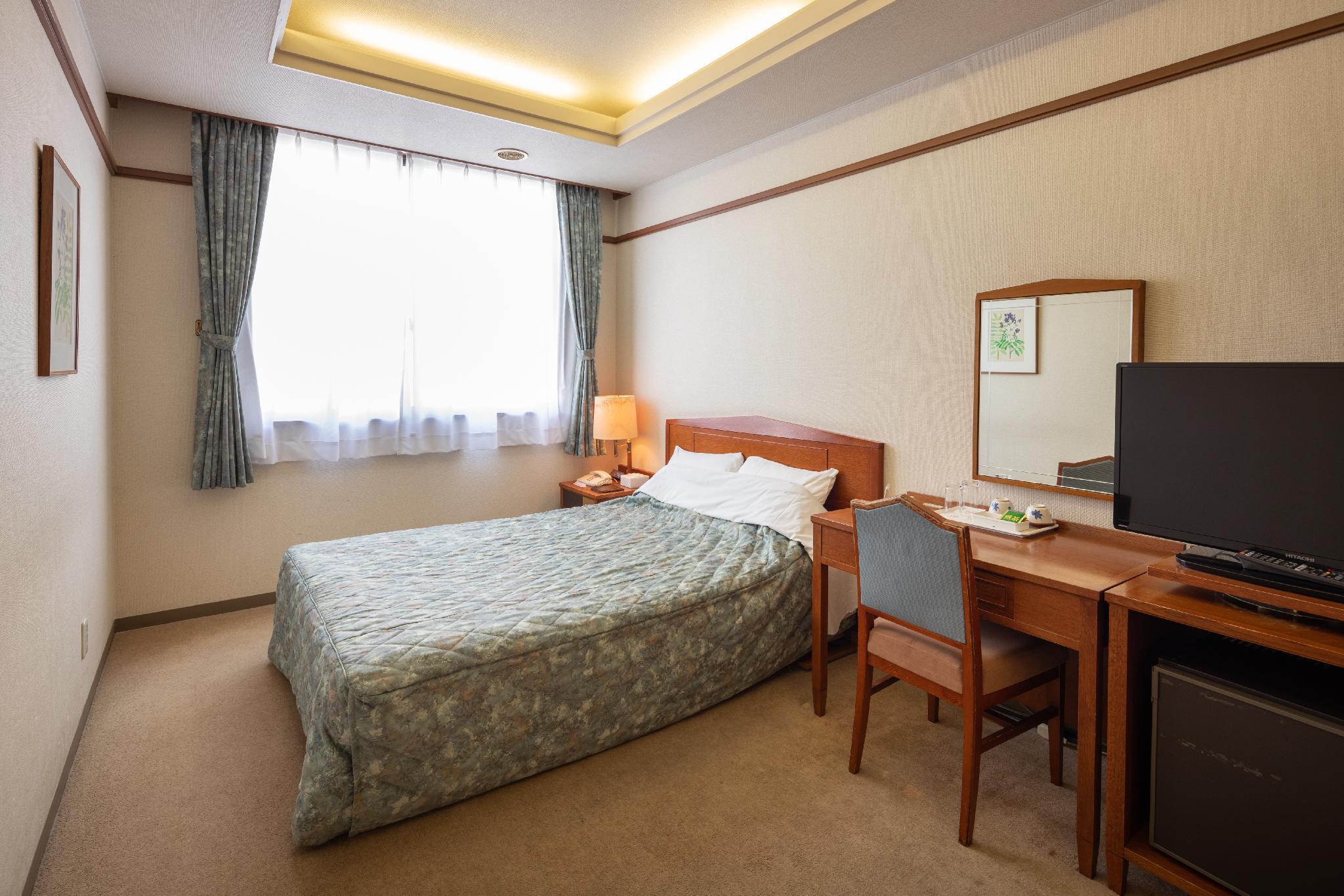 Standard, Single, Double Bed, Smoking
