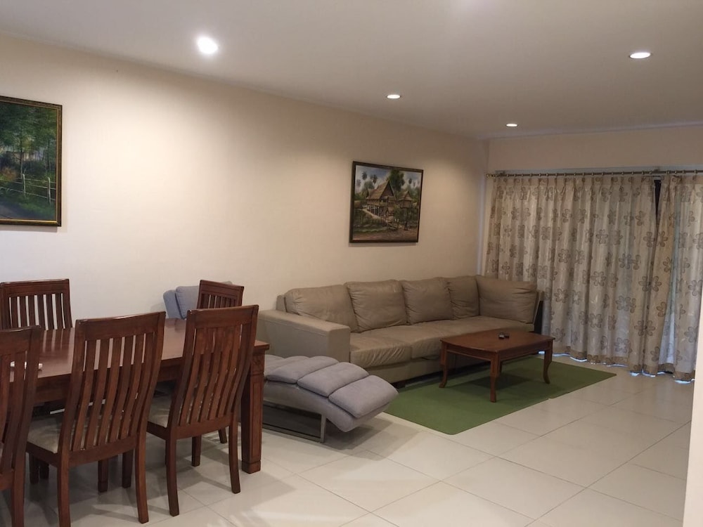 Baan Somprasong Apartment - Na Jomtien 29/50