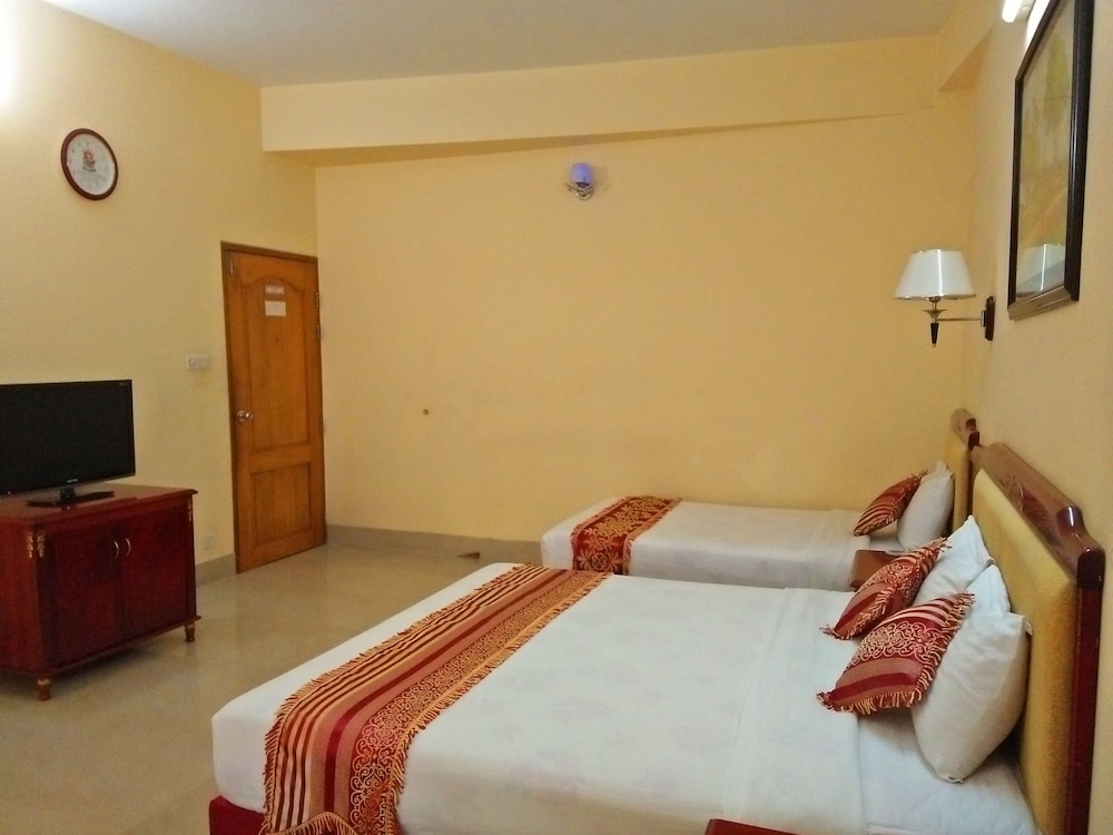 HOTEL METRO INTERNATIONAL 15/48