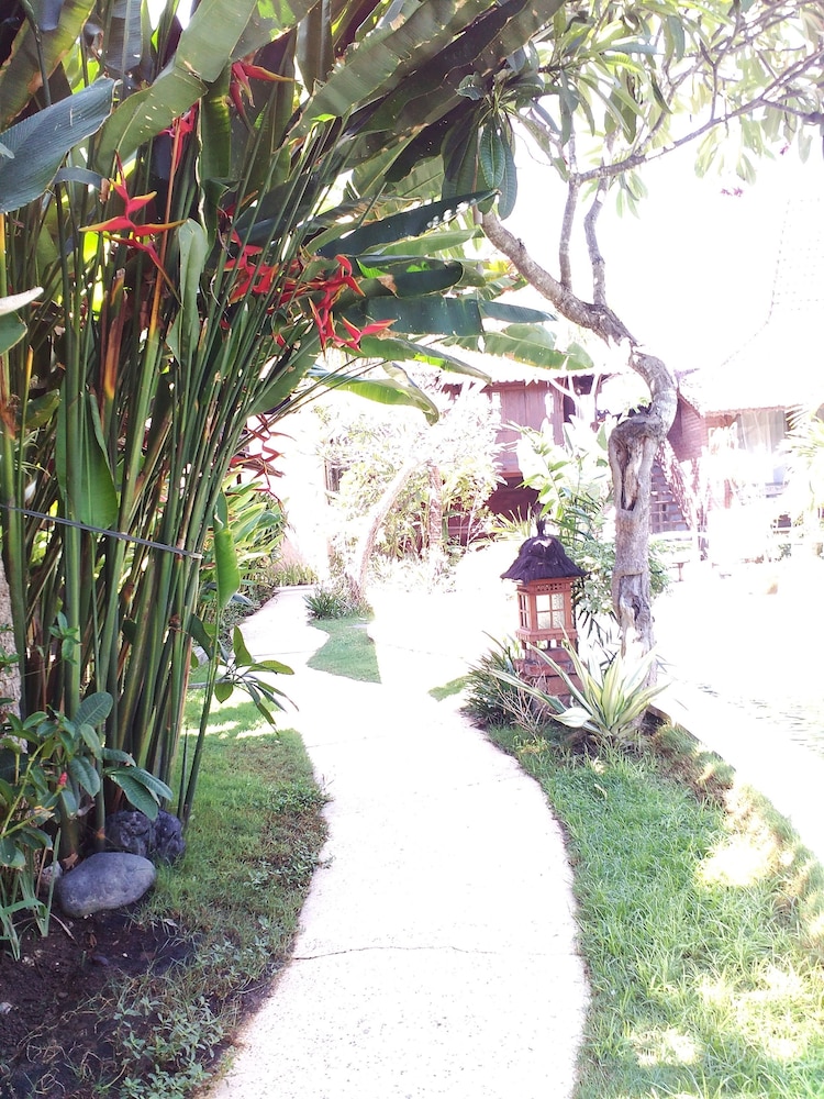 Kampung Cenik 33/46