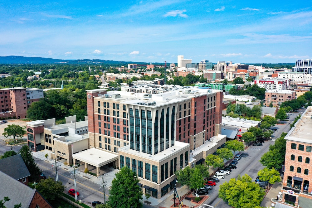Homewood Suites By Hilton Greenville Downtown Sc photo2