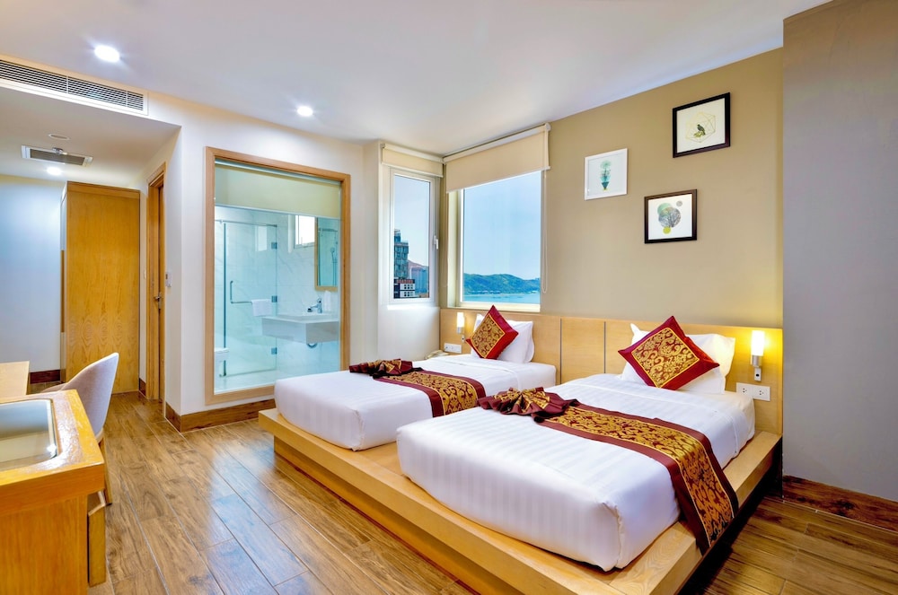 Gibson Hotel Nha Trang 30/61
