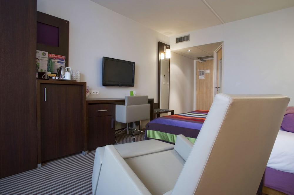 Holiday Inn Dijon 18/75