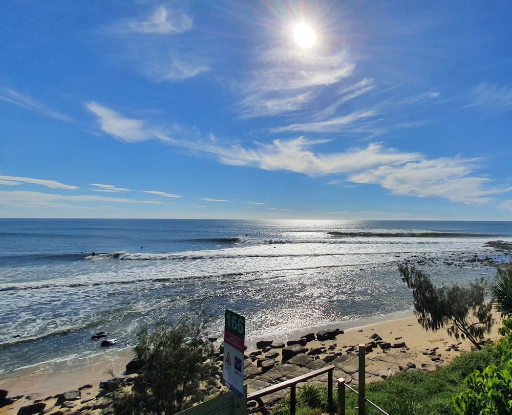Alex Beach Cabins and Tourist Park 36/50