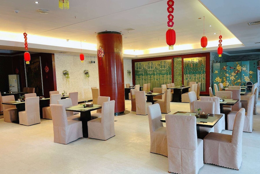 Ramada by Wyndham Wanning Resort 7/15