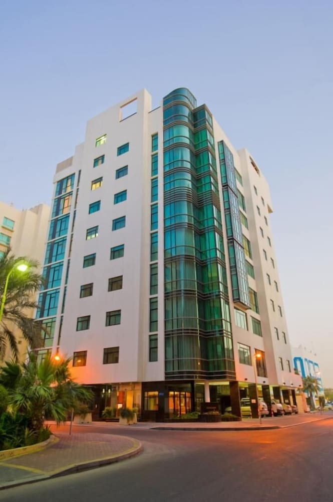 OYO 114 One Pavilion Luxury Serviced Apartments 1/38