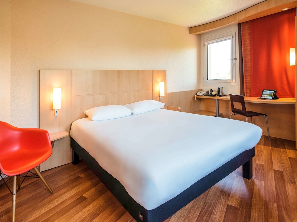Ibis Chateau Thierry 17/68