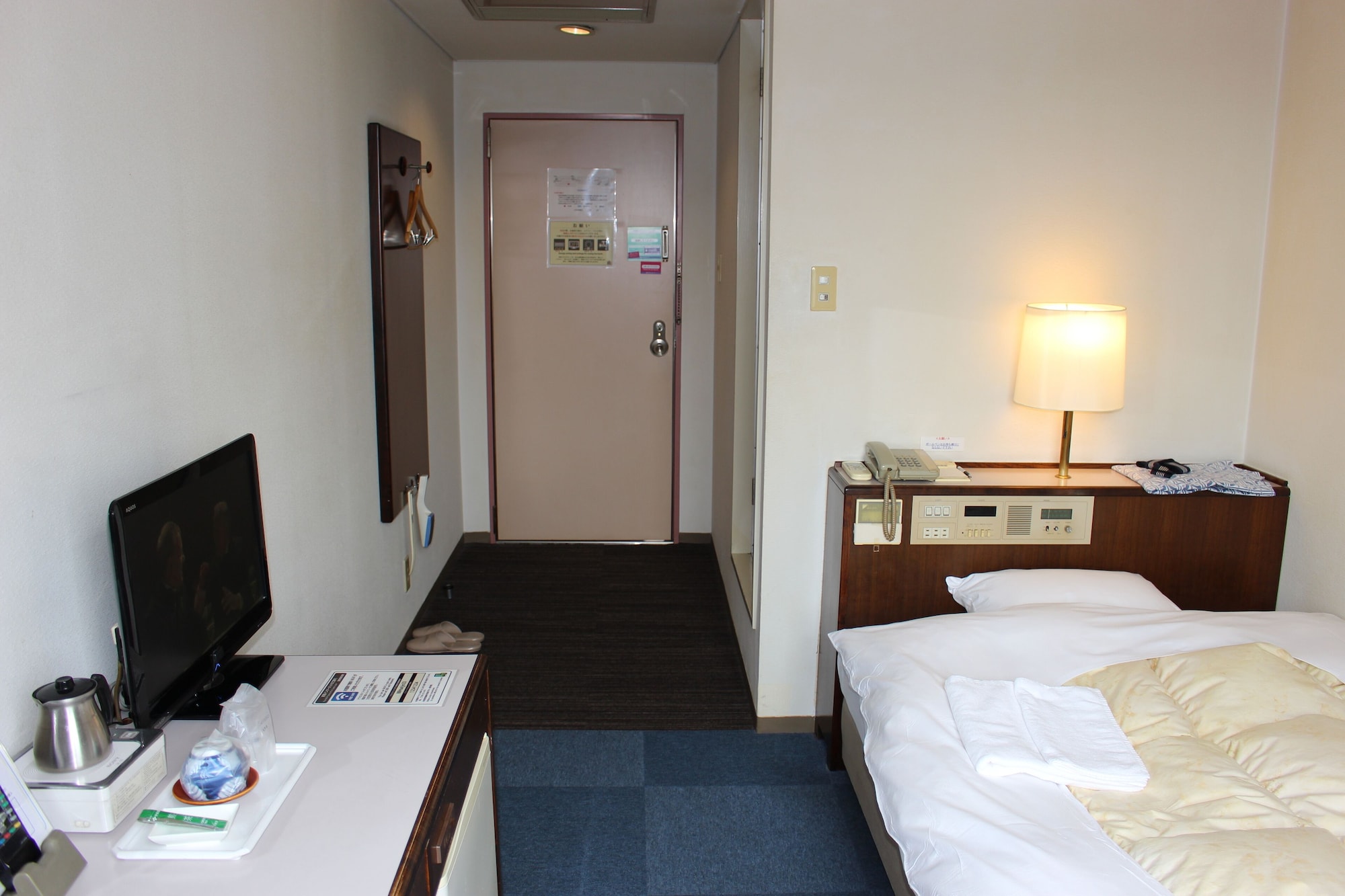 Semi Room, Single Bed, Semi Double Bed