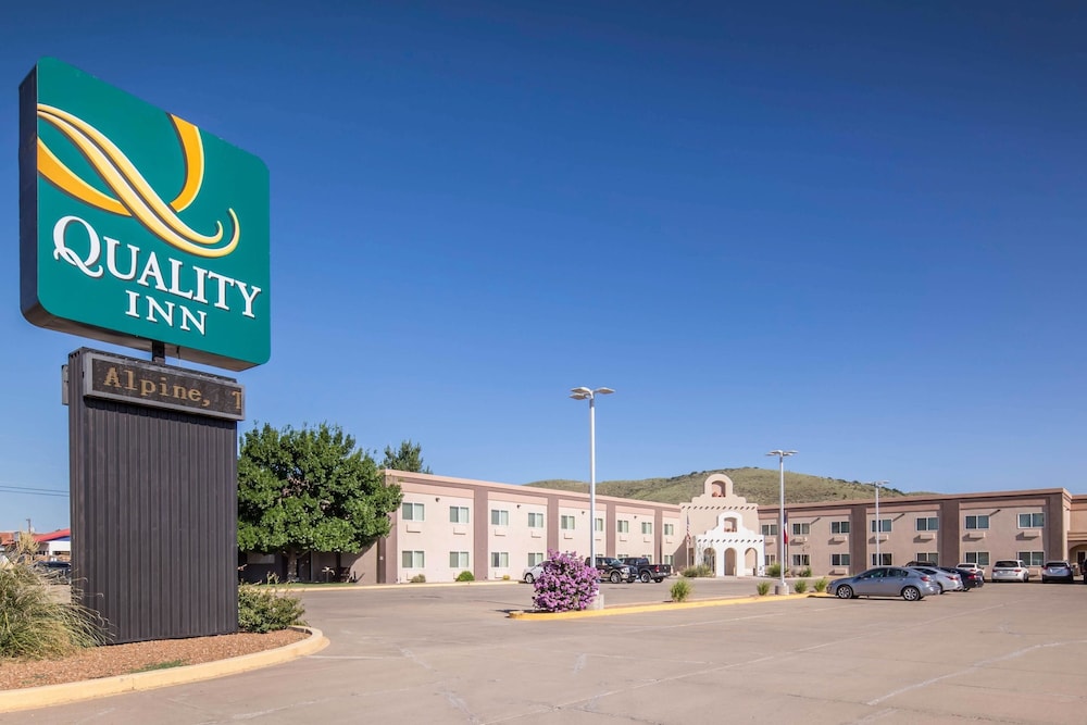 Quality Inn Alpine 25/33
