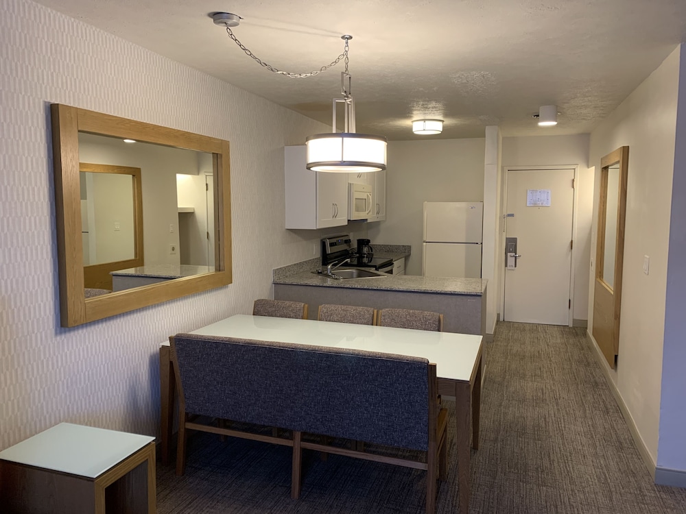 Split Rock Resort 35/79