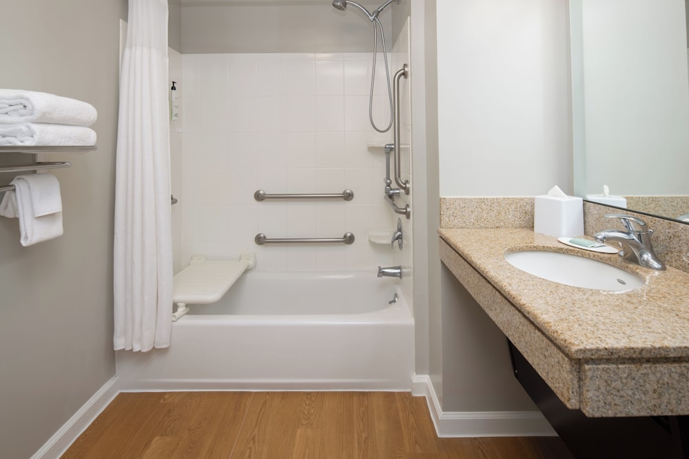 TownePlace Suites by Marriott Lancaster 49/50