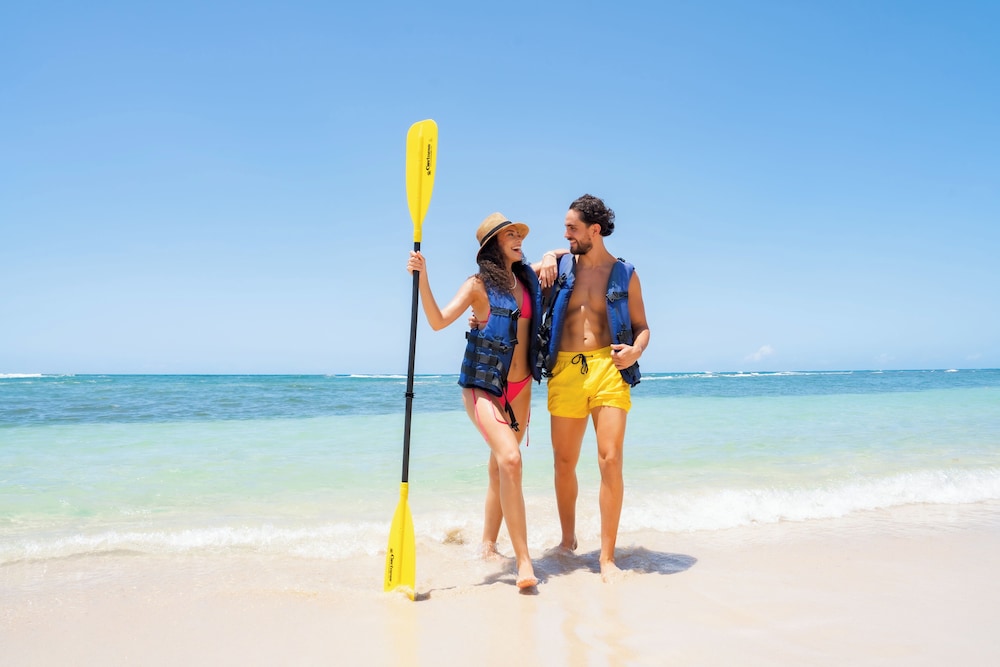 Coral Costa Caribe Beach Resort - All Inclusive 99/101