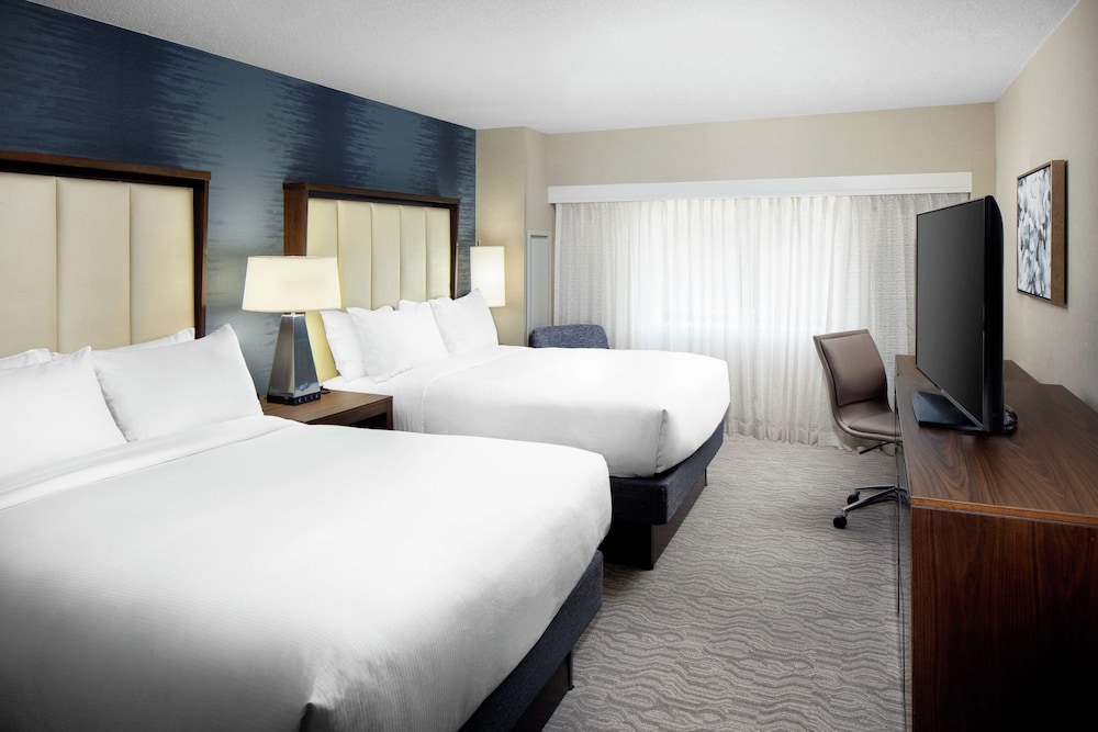 DoubleTree by Hilton Ann Arbor North (ex Holiday Inn Ann Arbor-Near The Univ. Of Mi) 12/49