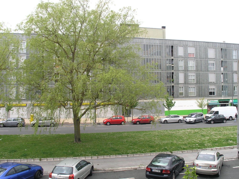 Iraipe Gorbea Hotel 35/48
