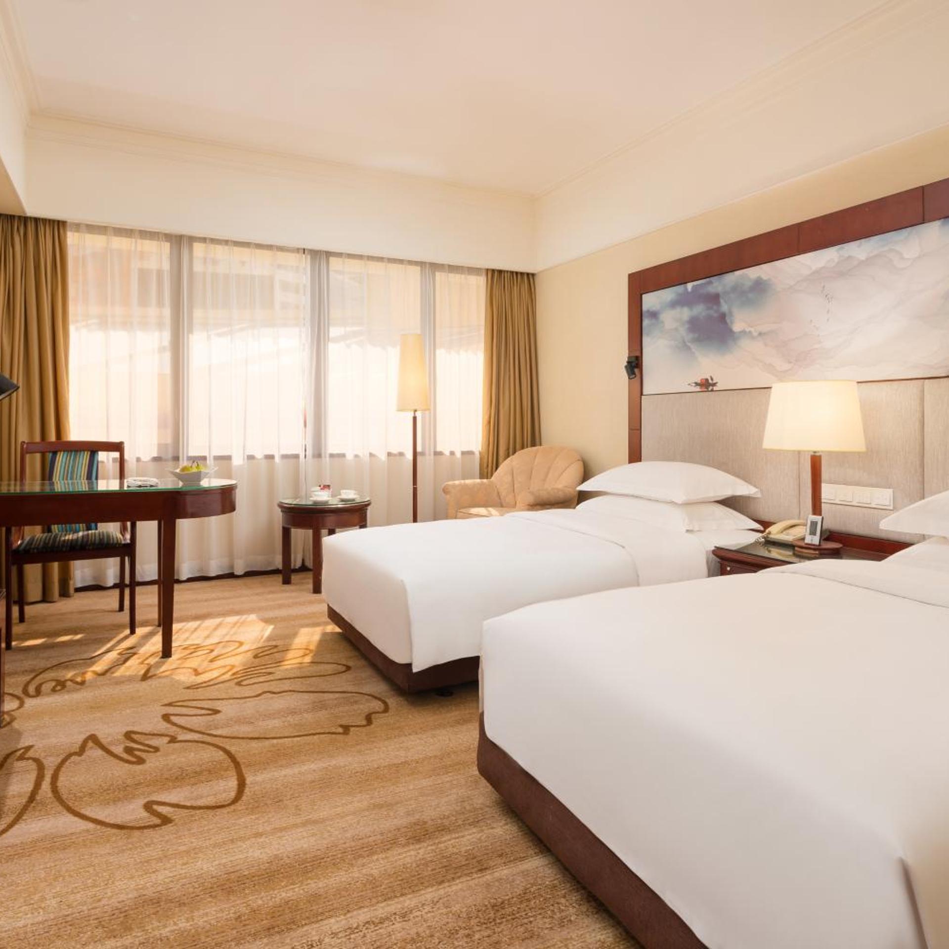 Deluxe, Twin Beds