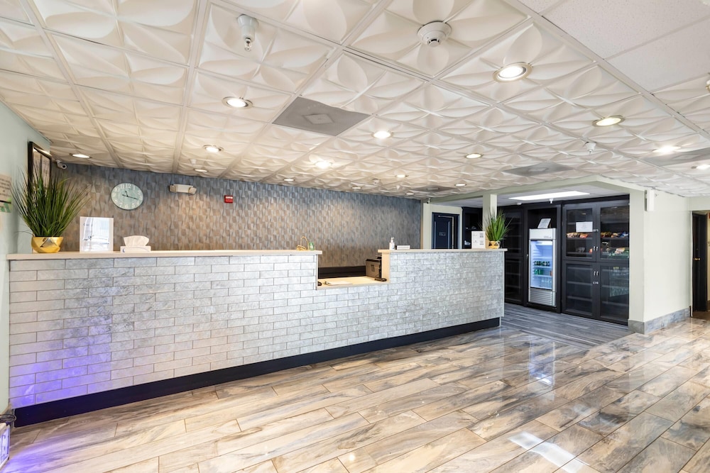 Wingate by Wyndham Humble/Houston Intercontinental Airport 9/56