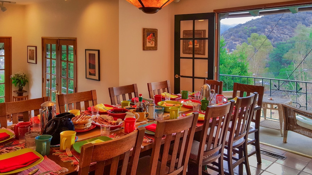 Topanga Canyon Inn Bed and Breakfast 29/49