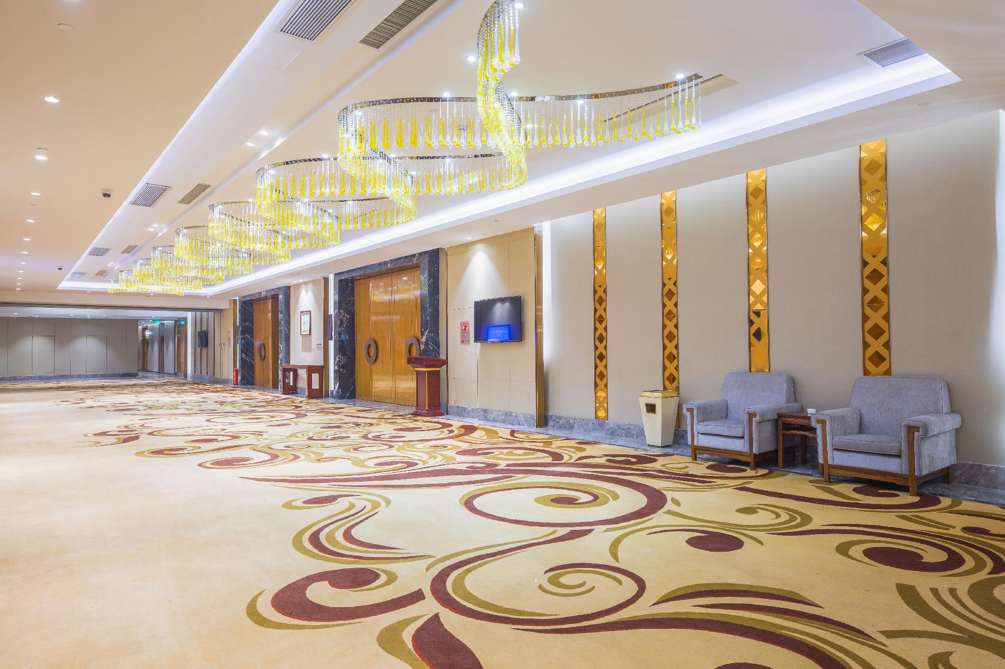 Jinghan Hotel 4/25
