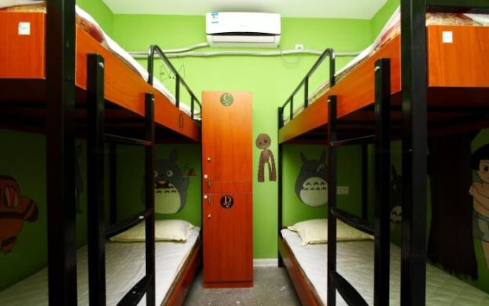 Meet Int'l Youth Hostel Pichaiyuan 3/25