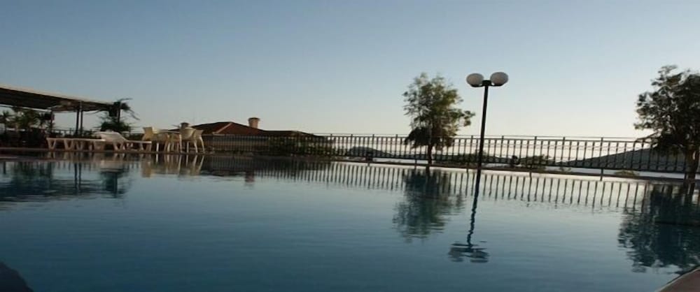Philoxenia Hotel 30/35