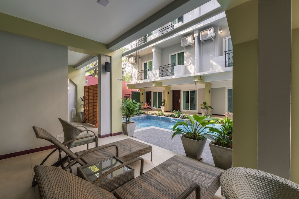 COZYTEL CHIANGMAI 49/66