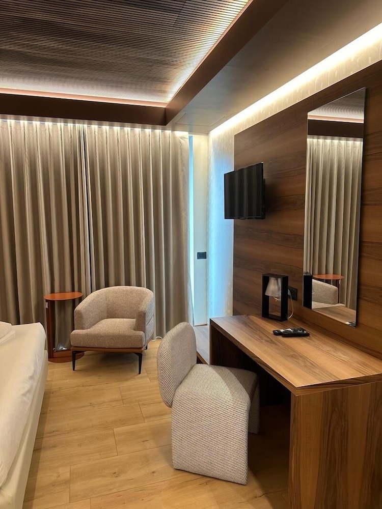 Alevic Hotel Sirmione 53/69