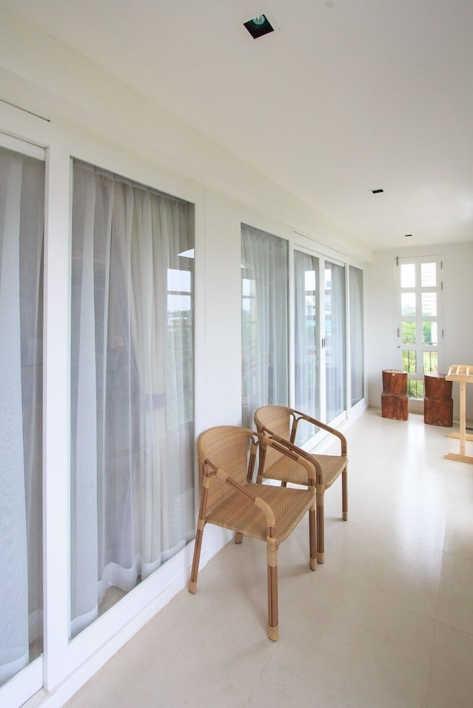DE PASTEL HOTEL 31/48