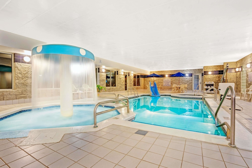 Baymont By Wyndham Wahpeton 8/15