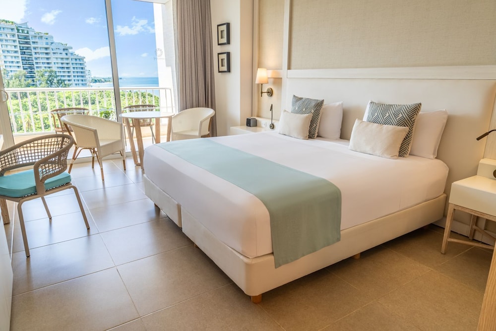 STANDARD, KING BED