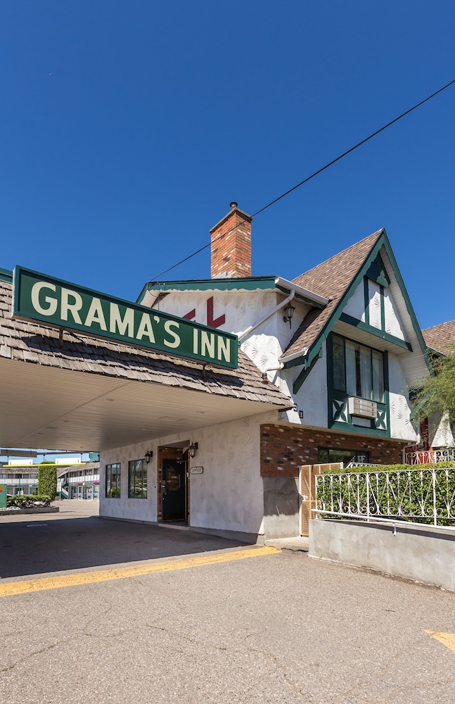 Gramas Inn 4/44