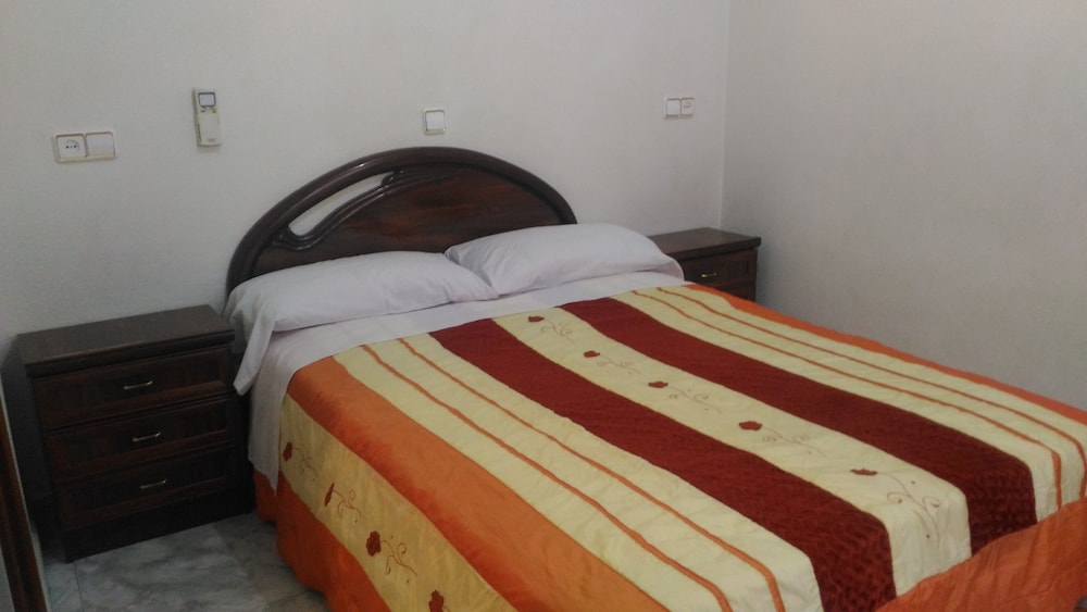 Hostal Palacios Fuencarral 25/67