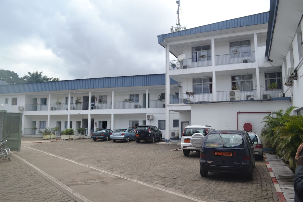 Hotel La Falaise Bonanjo 28/42