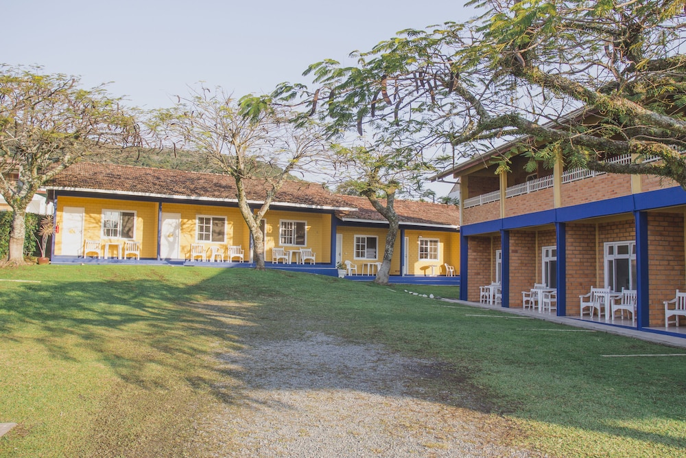 Hotel Balneario Itapocoroi 55/63