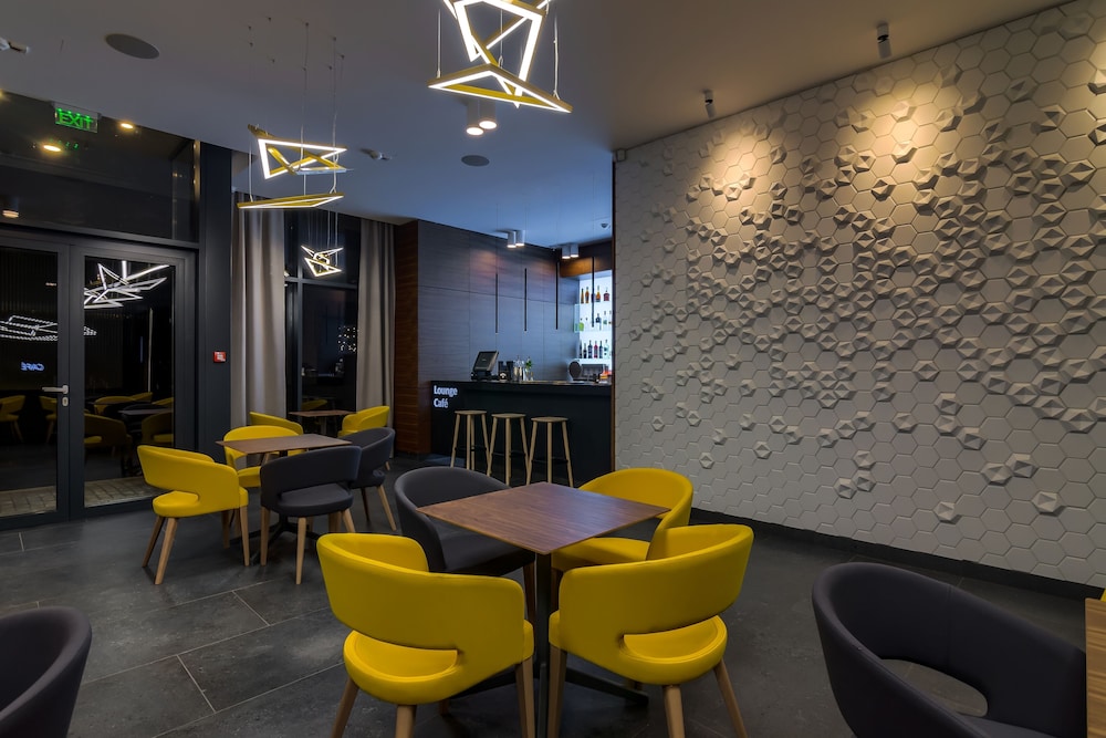 Nyota Hotel & Conference Center 15/33