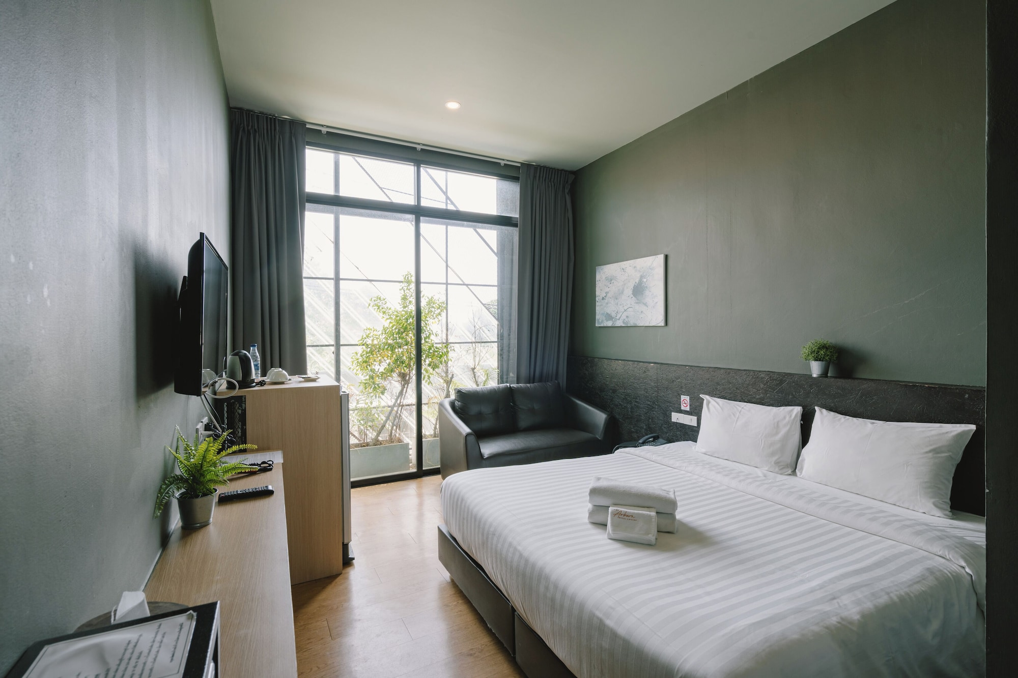 1 BEDROOM, DELUXE, STUDIO, SUITE
