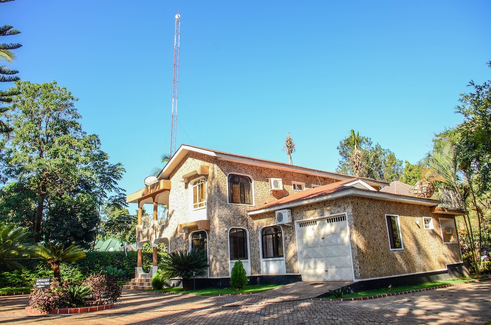 Mama Thea Homes - Hostel 2/45