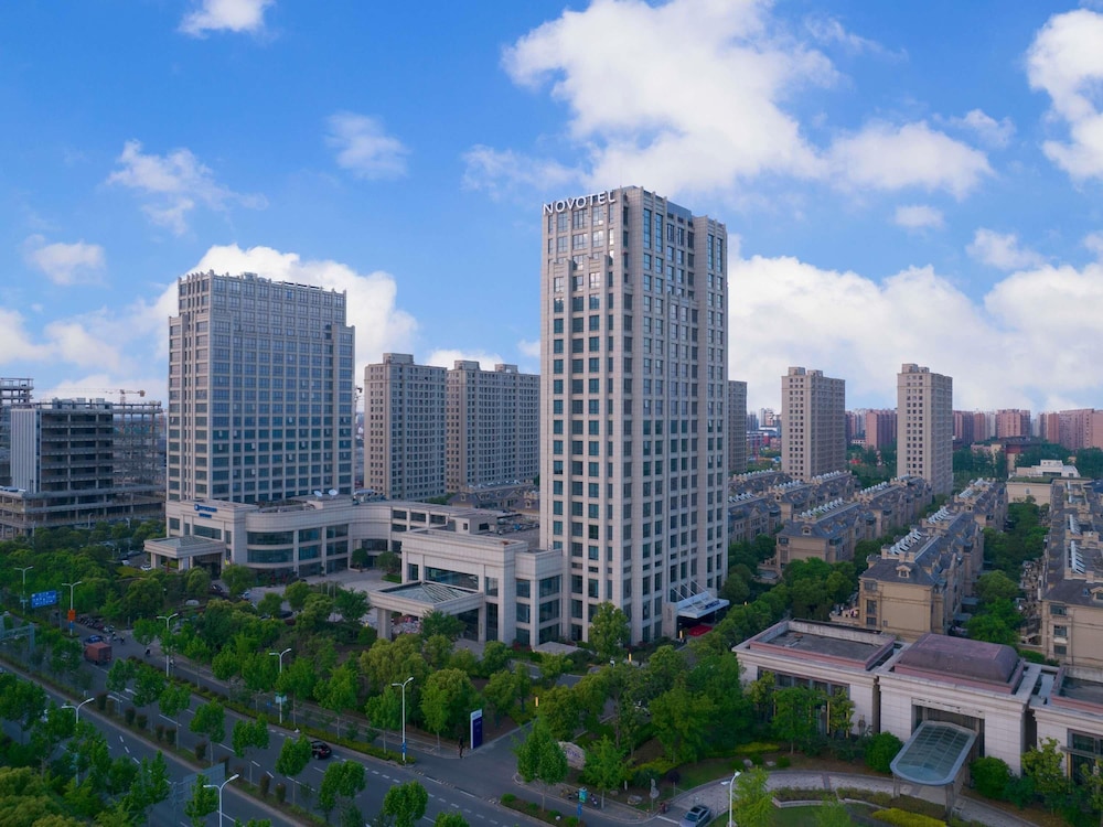 Novotel Shanghai Chuansha 61/66