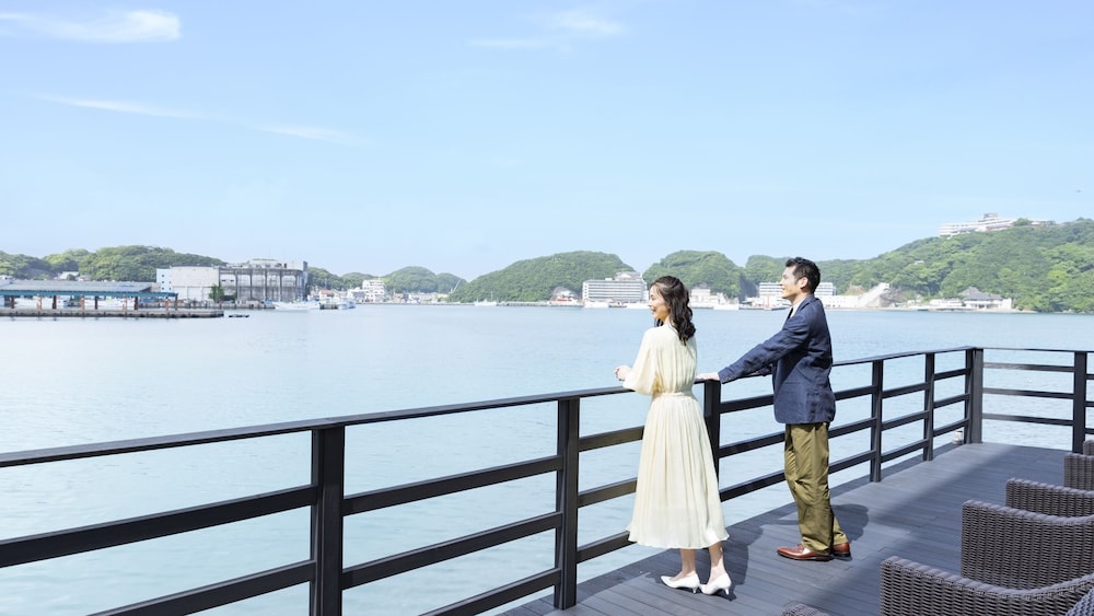 Yukai Resort Premium Koshinoyu 50/50