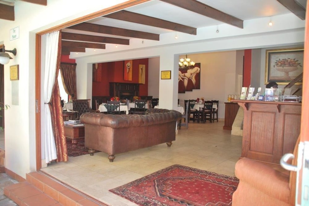 Sunninghill Guest Lodge 1/36