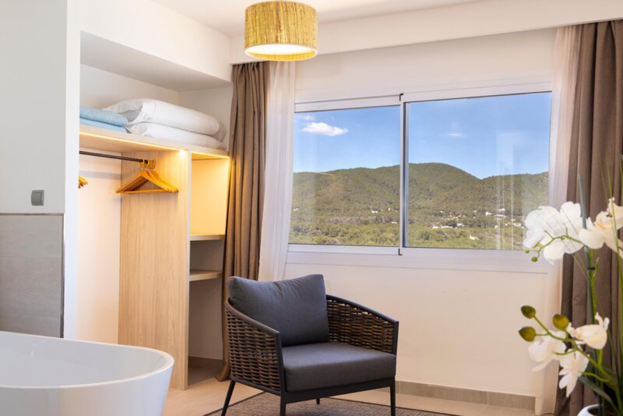 Invisa Hotel Club Cala Verde 73/103
