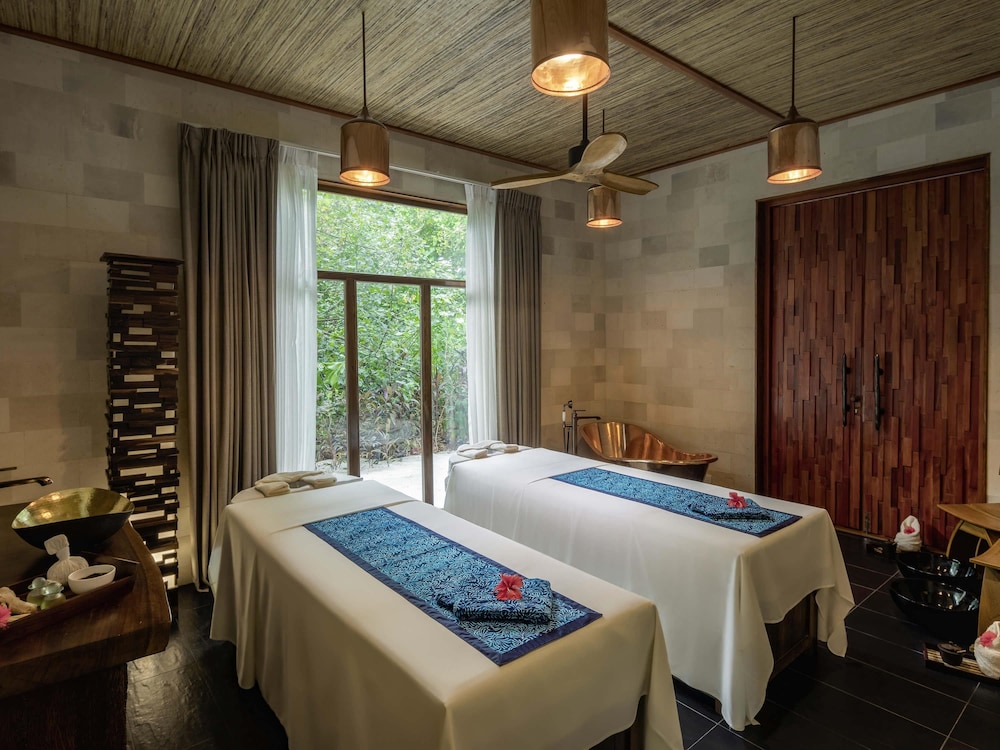 Kuredhivaru Resort and Spa Maldives 66/91