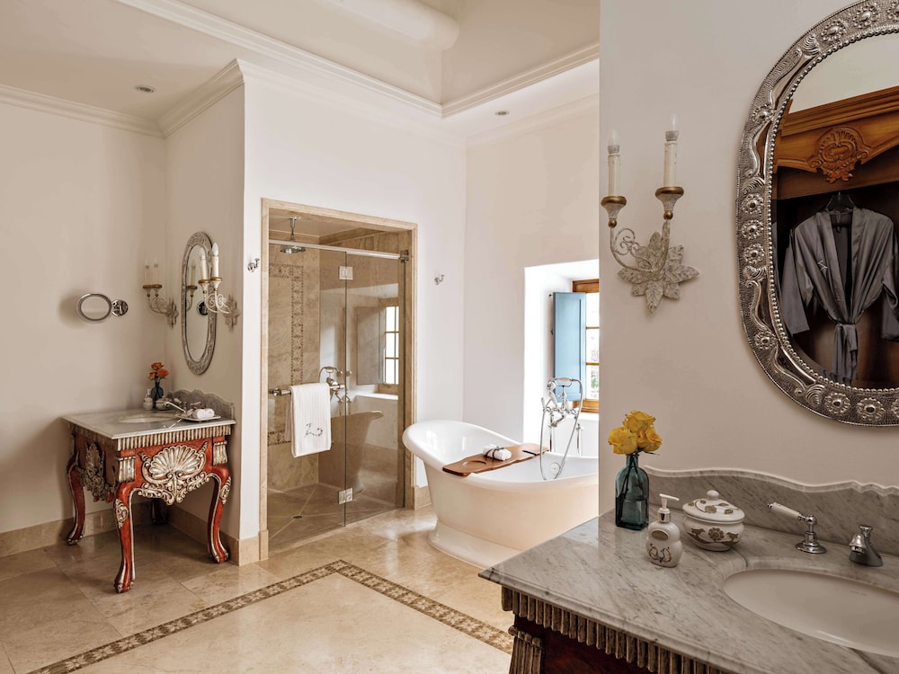 Palacio Nazarenas A Belmond Hotel 50/50